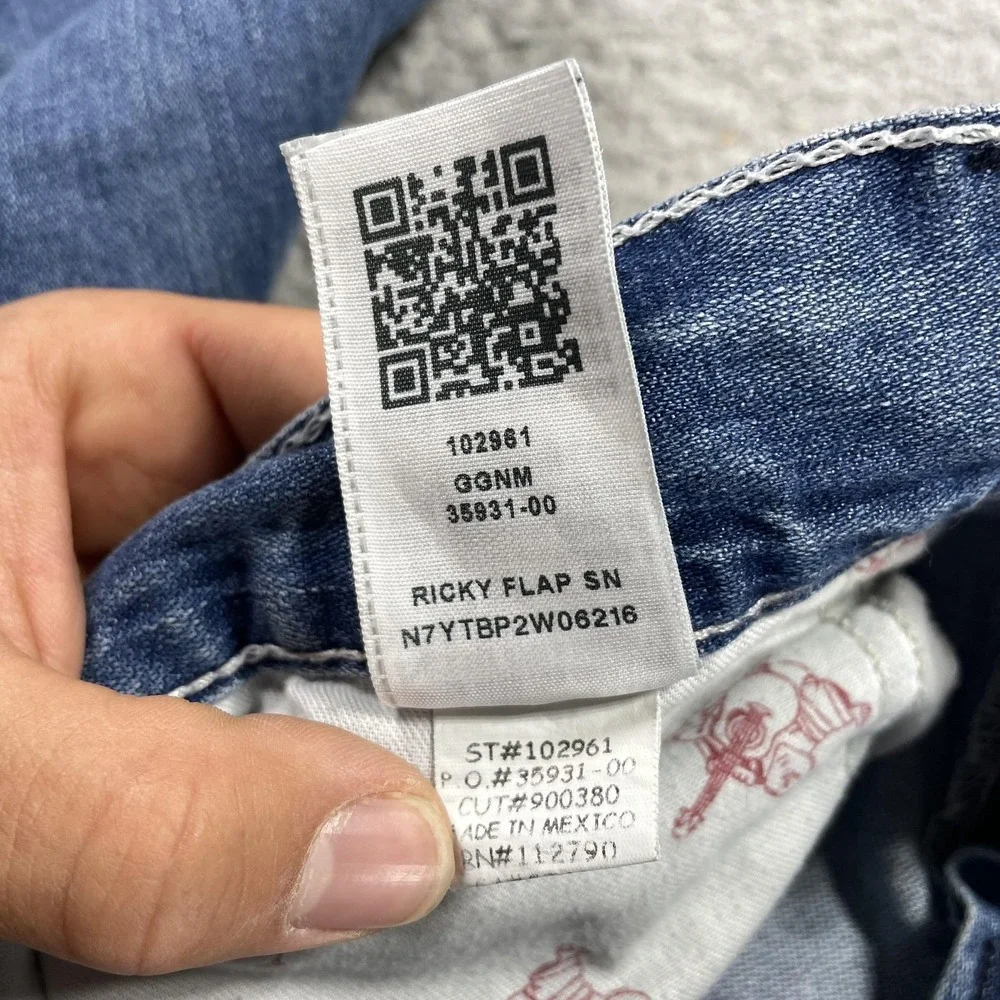 True Religion Ricky Flap SN Jeans Mens 38x34 Blue Med Wash Relaxed Straight